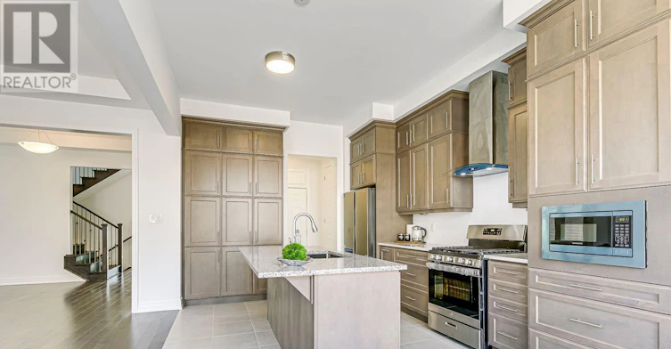 3133 Moss Gardens, Oakville, ON, L6M 4L8 - 4