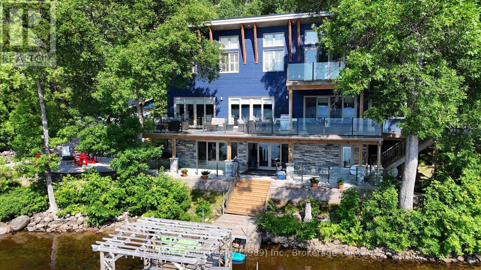 7313 534 Highway, District of Parry Sound, ON, P0H 2R0