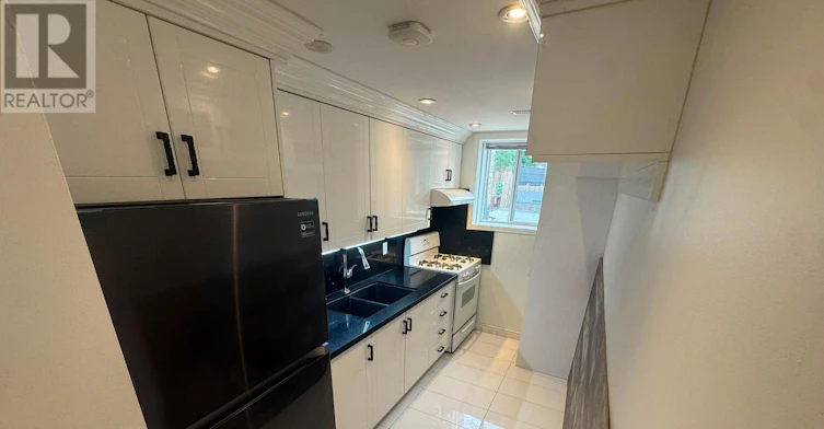 1115 Silverfox Court, Oshawa, ON, L1K 2T9 - 9