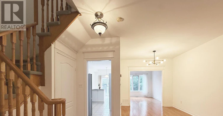 162 Denise Circle, Newmarket, ON, L3X 2K1 - 5