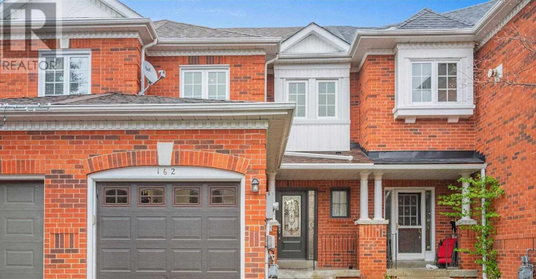162 Denise Circle, Newmarket, ON, L3X 2K1