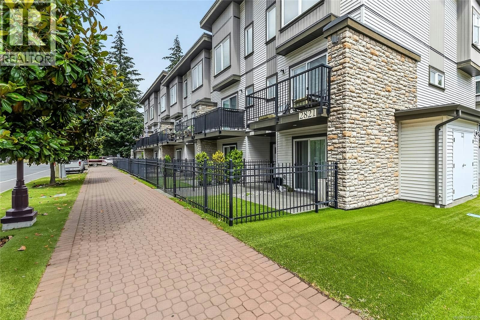 105-2821 Jacklin Road, Langford, BC, V9B 0T3