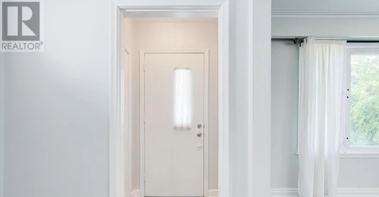 40 Japonica Road, Toronto, ON, M1R 4S2 - 3