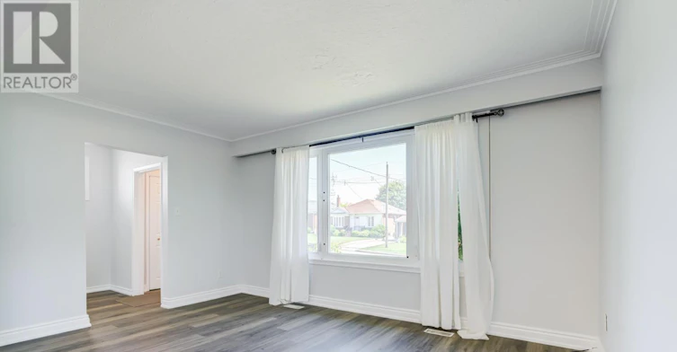 40 Japonica Road, Toronto, ON, M1R 4S2 - 5