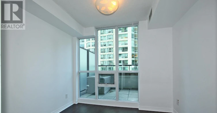 506-12 Yonge Street, Toronto, ON, M5E 1Z9 - 12