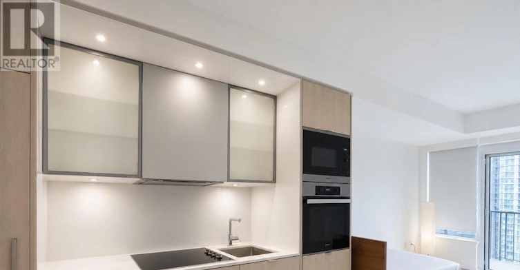 2108-11 Yorkville Avenue, Toronto, ON, M4W 1L2 - 4