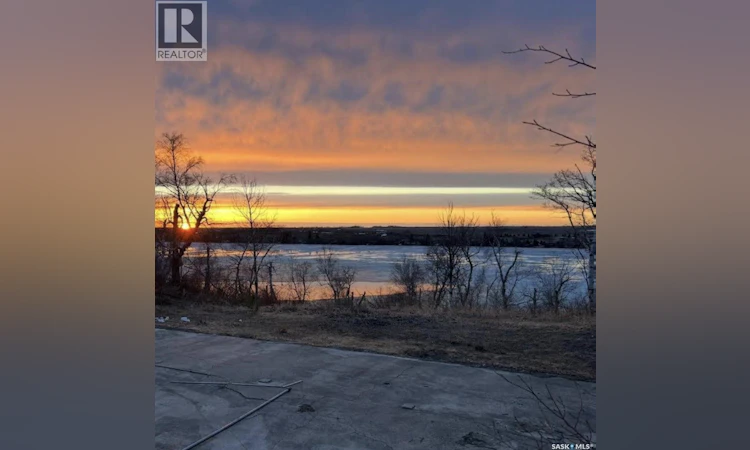 1409 Wakonda Drive