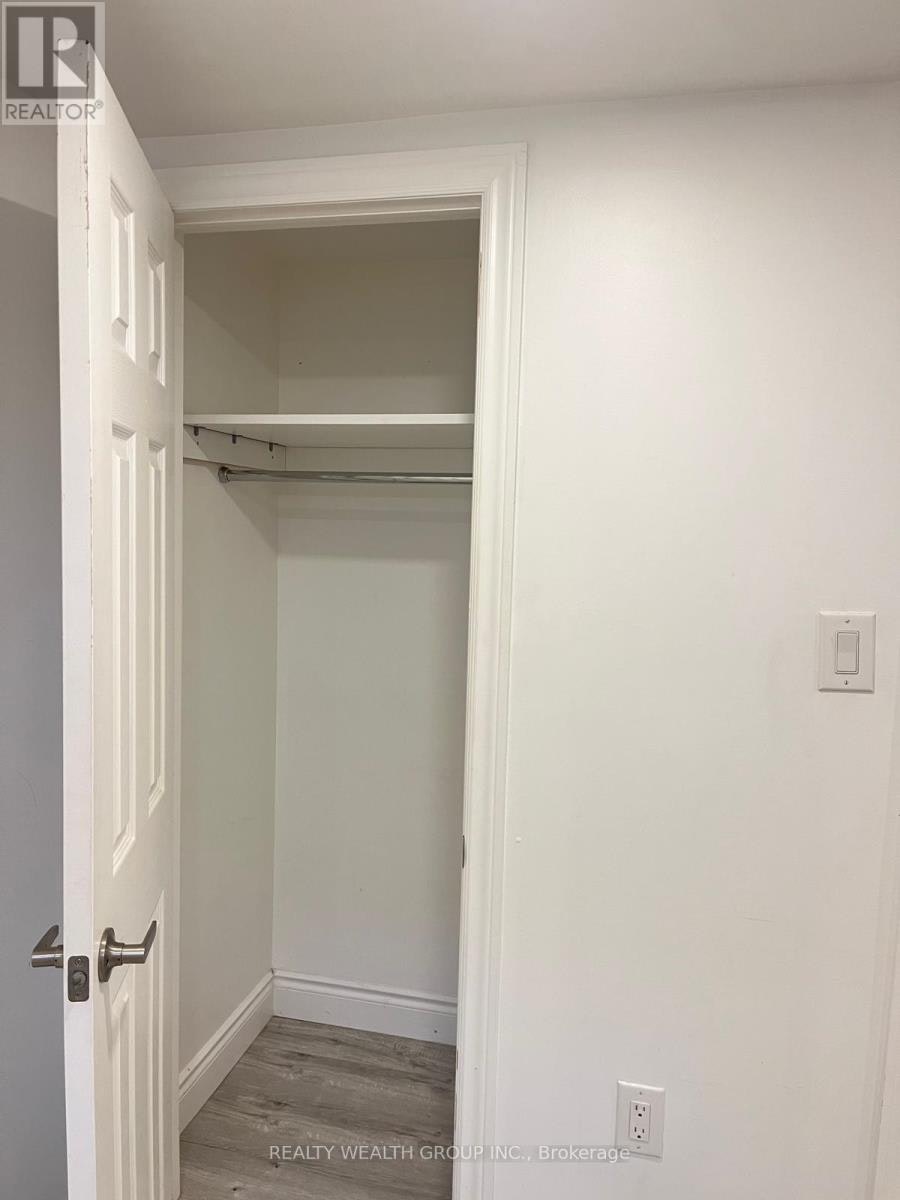 BSMT-22 Crosland Drive, Toronto, ON, M1R 4M8 - 3