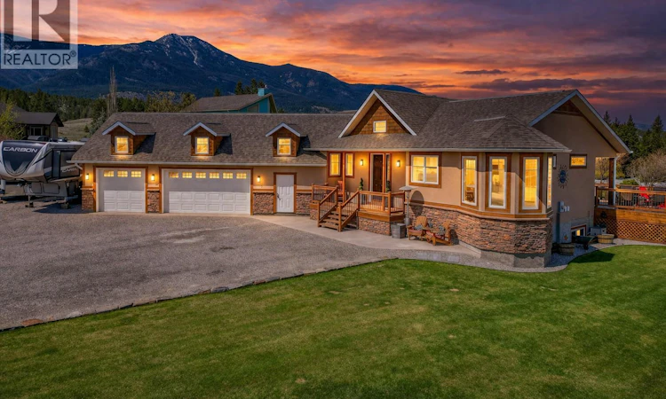4453 Cedar Bay