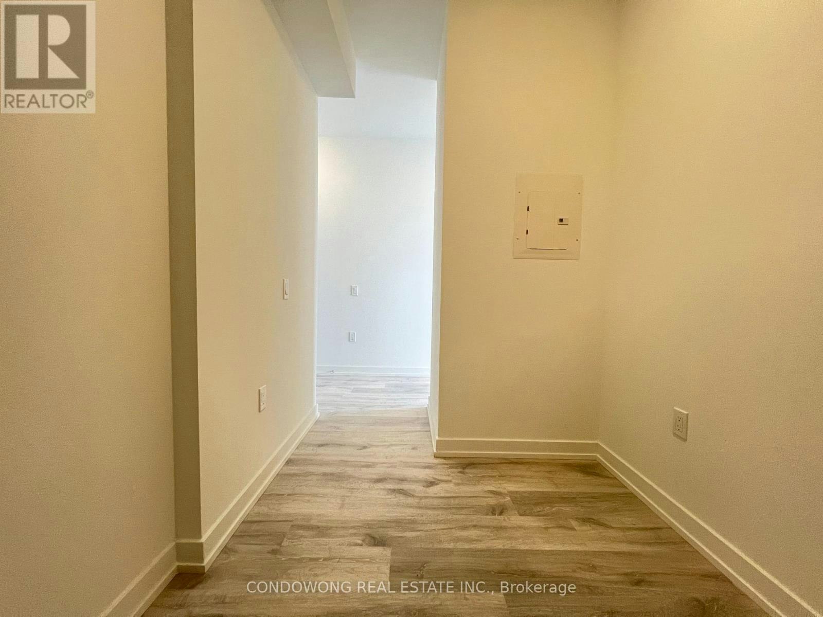 S2407-8 Olympic Garden Drive, Toronto, ON, M2M 0B9 - 7