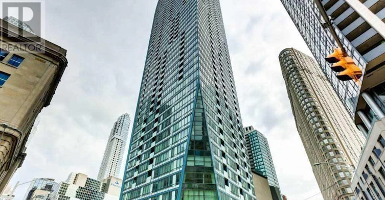1812-8 The Esplanade, Toronto, ON, M5E 0A6