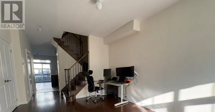 9 Strawflower Mews, Toronto, ON, M2N 0E8 - 3