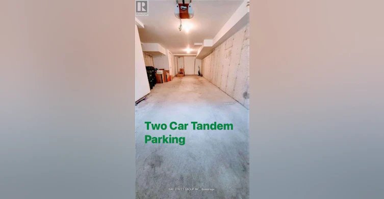 9 Strawflower Mews, Toronto, ON, M2N 0E8 - 14