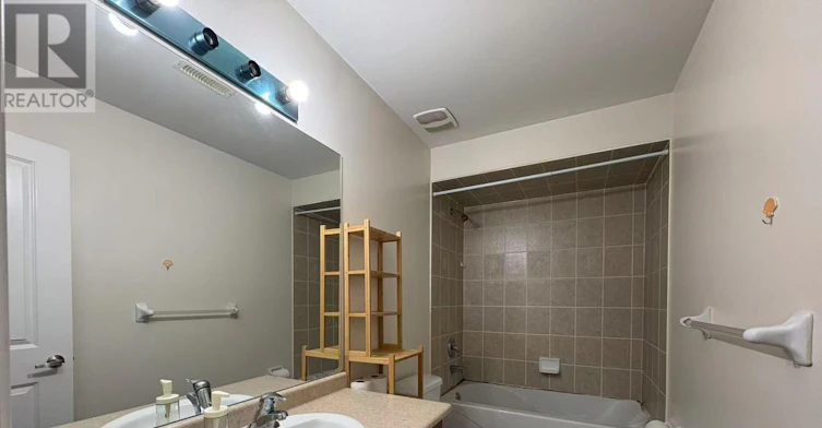 9 Strawflower Mews, Toronto, ON, M2N 0E8 - 11