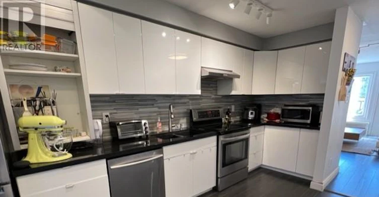 9013 Yonge Street, Richmond Hill, ON, L4C 0L4 - 8