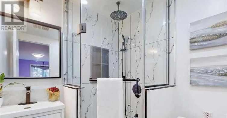 19 Amiens Road, Toronto, ON, M1E 3S5 - 8
