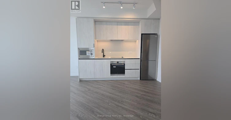 1301-2495 Eglinton Avenue W, Mississauga, ON, L5M 2T2