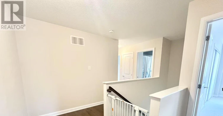 1042 Parabolica Way, Ottawa, ON, K2T 0R1 - 16