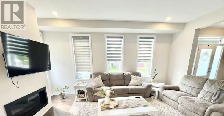 1042 Parabolica Way, Ottawa, ON, K2T 0R1 - 10