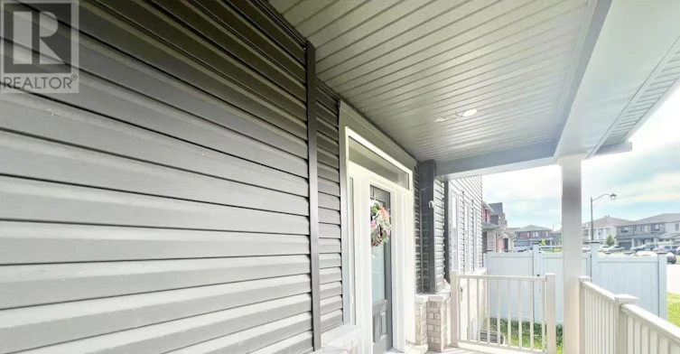 1042 Parabolica Way, Ottawa, ON, K2T 0R1 - 4