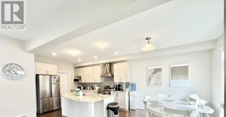 1042 Parabolica Way, Ottawa, ON, K2T 0R1 - 11