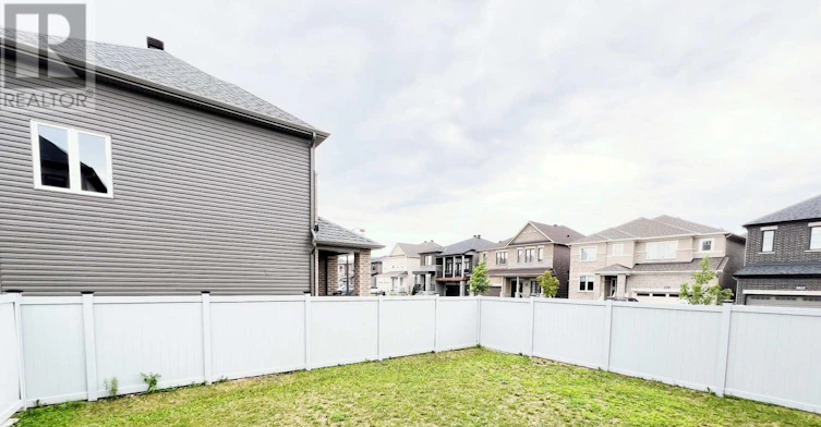 1042 Parabolica Way, Ottawa, ON, K2T 0R1 - 31