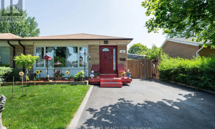 38 Ascot Avenue