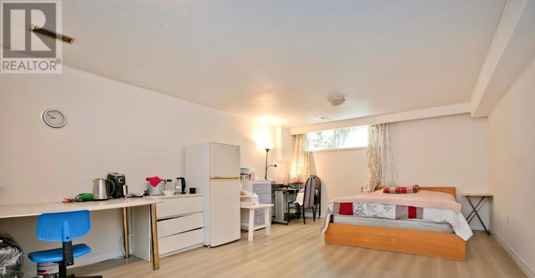 SEMI BASEMENT-19 Oldborough Circle, Toronto, ON, M2J 3A1 - 2