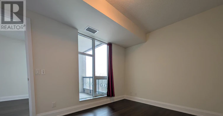 428-2 Old Mill Drive, Toronto, ON, M6S 0A2 - 5