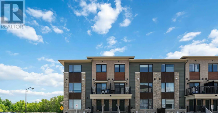1310 Creekway Private, Ottawa, ON, K2T 0T1