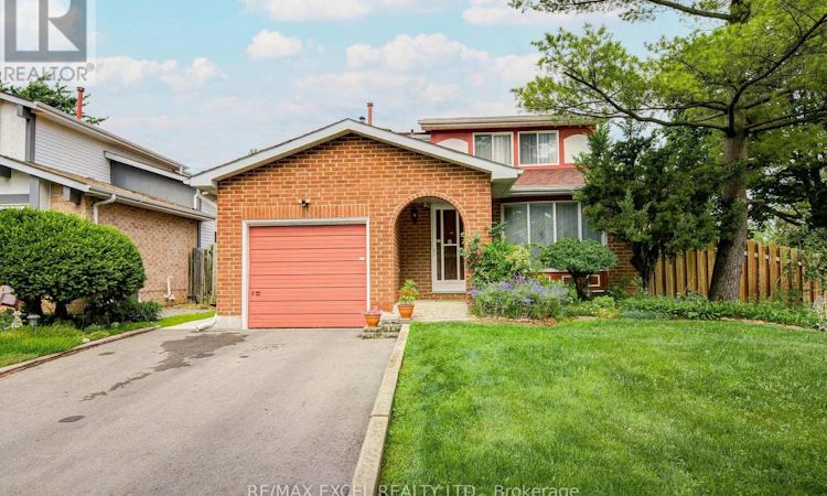 176 Goldhawk Trail