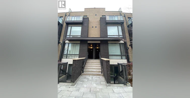 59-28 Fieldway Road, Toronto, ON, M8Z 0E3