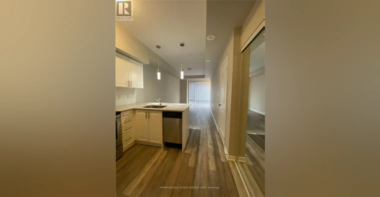 59-28 Fieldway Road, Toronto, ON, M8Z 0E3 - 3