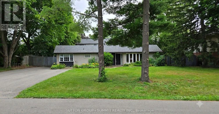 1065 Bomorda Drive, Oakville, ON, L6H 1Y3
