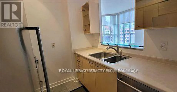 615-438 Richmond Street W, Toronto, ON, M5V 3S6 - 13