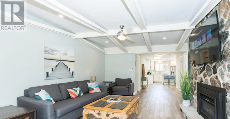 7583 Biddulph Street, Lambton Shores, ON, N0M 2L0 - 2