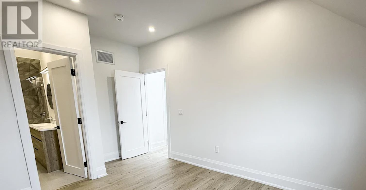 GARDEN-104 Frankdale Avenue, Toronto, ON, M4J 4A3 - 17