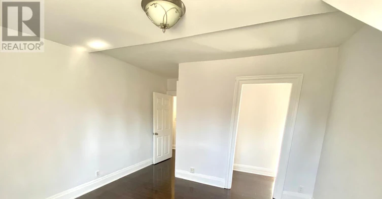 UPPER 3-104 Pembroke Street, Toronto, ON, M5A 2N8 - 12