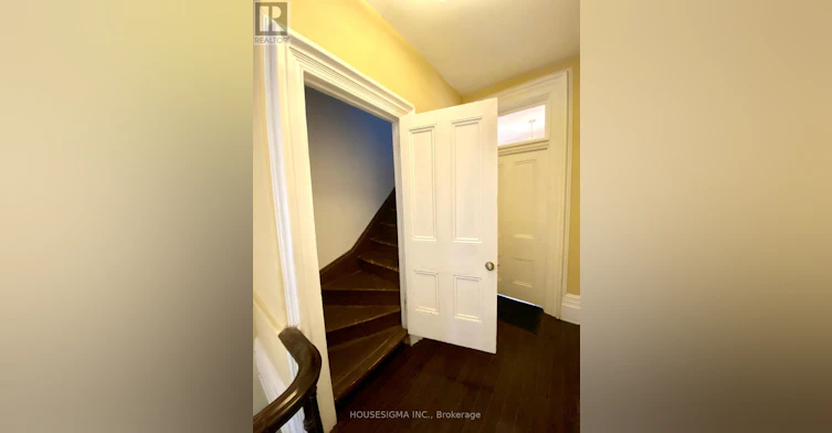 UPPER 3-104 Pembroke Street, Toronto, ON, M5A 2N8 - 3