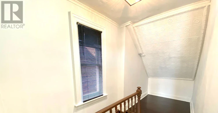UPPER 3-104 Pembroke Street, Toronto, ON, M5A 2N8 - 4