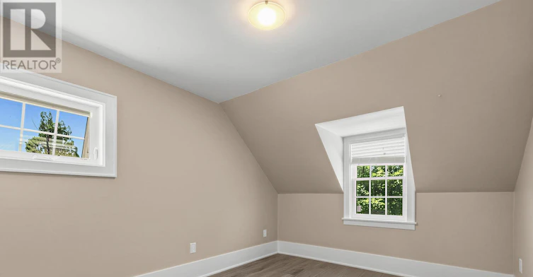 UPPER-107 Kent Street, Whitby, ON, L1N 4Y1 - 16