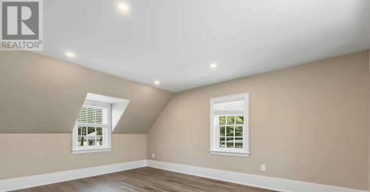 UPPER-107 Kent Street, Whitby, ON, L1N 4Y1 - 9