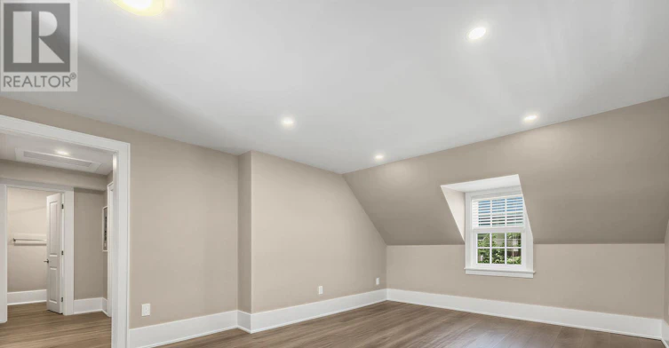 UPPER-107 Kent Street, Whitby, ON, L1N 4Y1 - 11