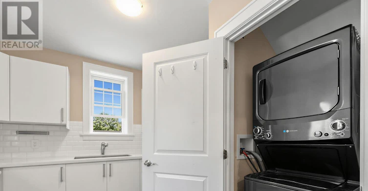 UPPER-107 Kent Street, Whitby, ON, L1N 4Y1 - 7