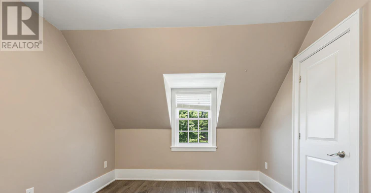 UPPER-107 Kent Street, Whitby, ON, L1N 4Y1 - 17