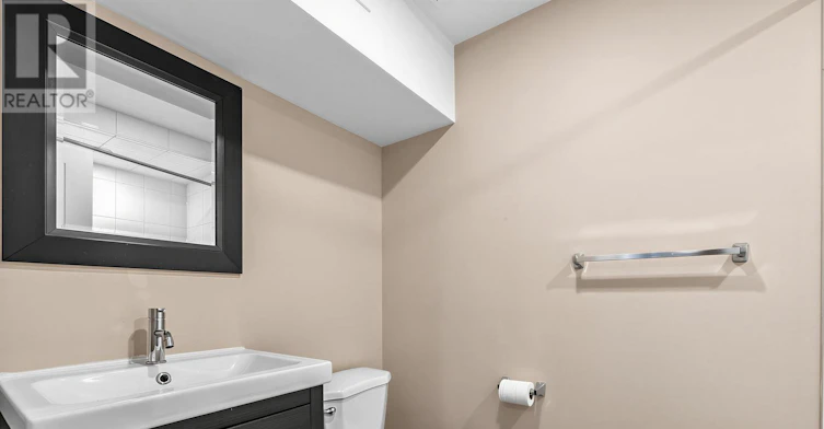 UPPER-107 Kent Street, Whitby, ON, L1N 4Y1 - 21