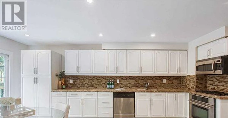 2889 Gulfstream Way, Mississauga, ON, L5N 6K3 - 11