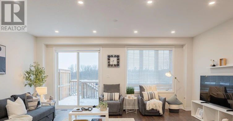385 Threshing Mill Boulevard, Oakville, ON, L6H 0P5 - 4