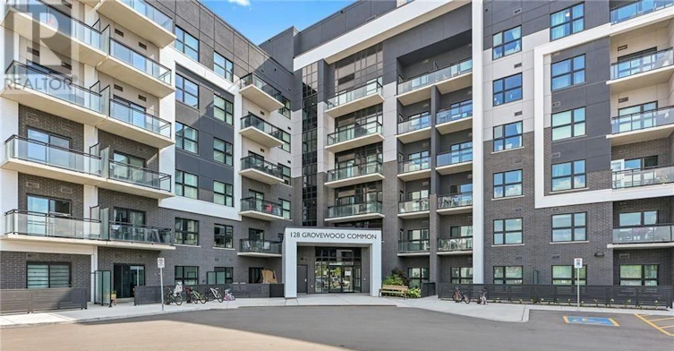 333-128 Grovewood Common, Oakville, ON, L6H 0X3