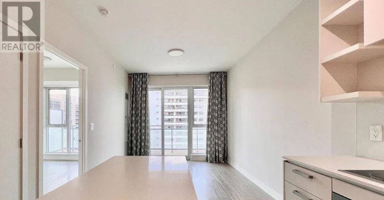 1117-1830 Bloor Street W, Toronto, ON, M6P 0A2 - 12